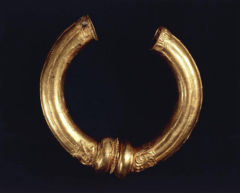 无人,横图,特写,项链,珠宝,黑色背景,古代,一个,摄影,单个,古代文明,美术工艺,史前时代,彩图,影棚拍摄