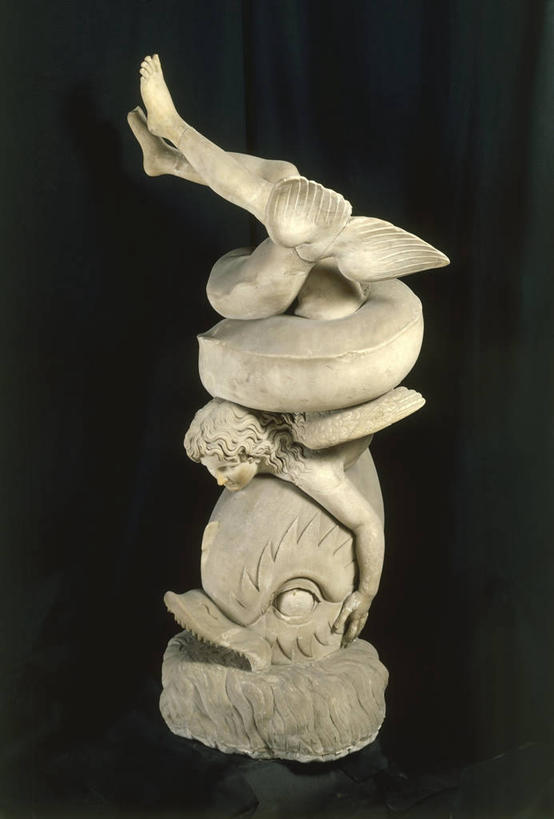 裸体,无人,竖图,室内,海豚,雕塑,神话,标志,雕像,符号,拿着,注视,标识,古罗马,古代,观察,看,摄影,小天使,观看,察看,关注,性别符号,美术工艺,彩图,男性符号