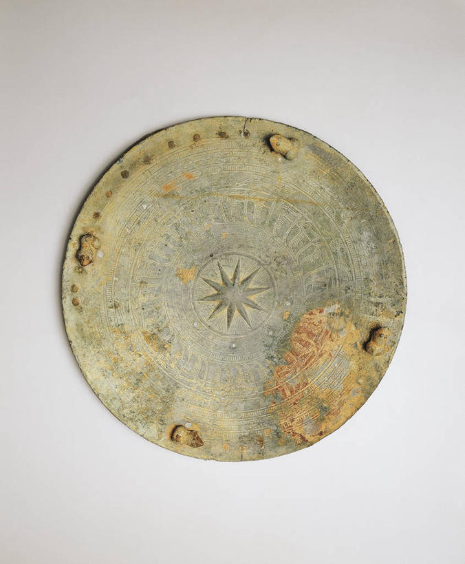 无人,竖图,白色背景,古代,星形,摄影,青铜,古代文明,式样,美术工艺,彩图,影棚拍摄