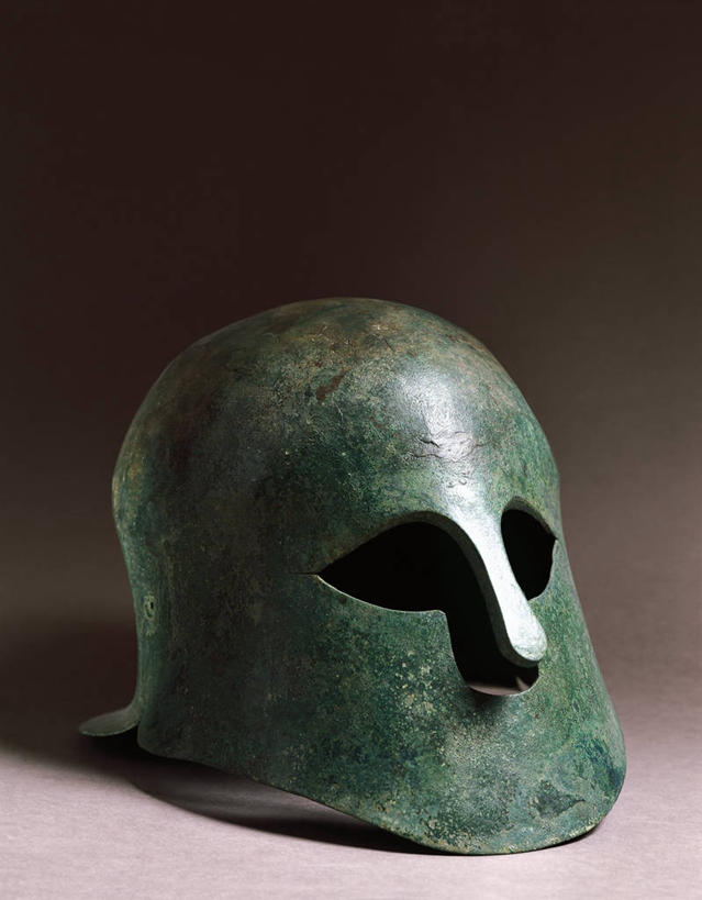 无人,竖图,安全,灰色背景,盔甲,头盔,防护,历史,古代,一个,灰色,摄影,单个,保护,保险,防御,铠甲,防具,防卫,古代文明,美术工艺,平安,彩图,影棚拍摄,甲胄