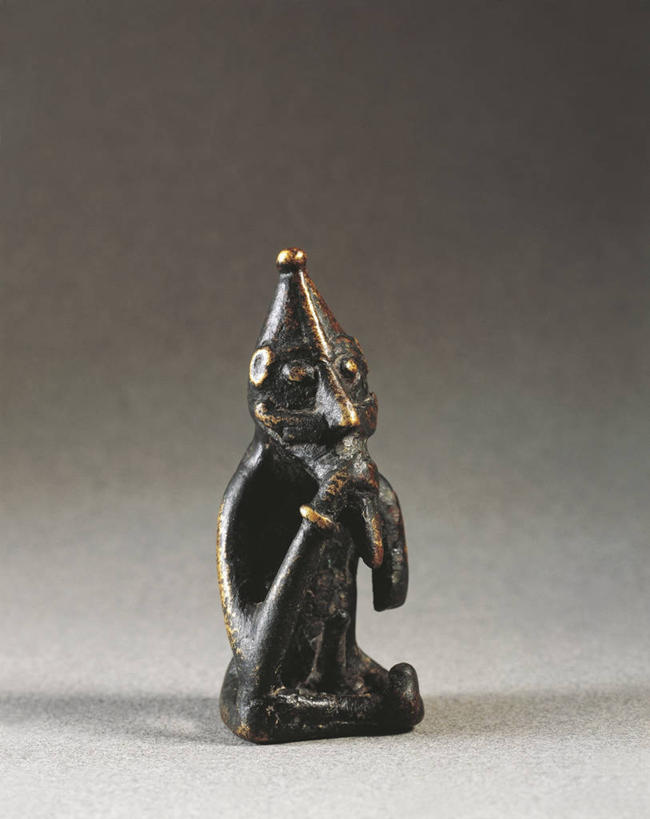 无人,竖图,室内,白天,雕塑,神话,艺术,装饰,雕刻,雕像,历史,古代,一个,工艺品,摄影,单个,纪念,美术,主题,陈列,青铜,功能,美学,维京人,古代文明,美术工艺,彩图,神