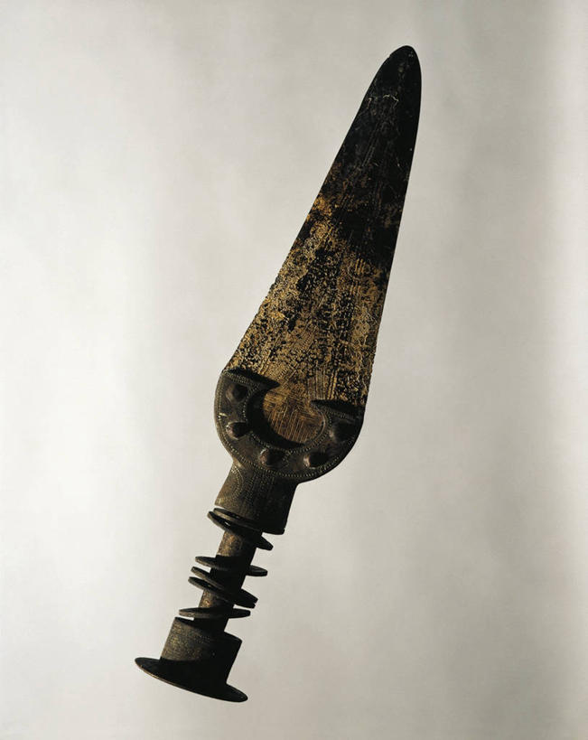 无人,竖图,意大利,灰色背景,历史,一个,摄影,单个,青铜,古代文明,特伦托,史前时代,彩图,影棚拍摄,匕首