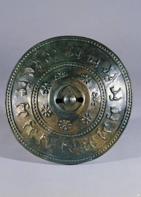 无人,博物馆,竖图,特写,维也纳,灰色背景,盖子,首都,历史,一个,灰色,摄影,单个,考古学,厨房器具,青铜,美术工艺,哈尔施塔特,史前时代,自然史博物馆,彩图,影棚拍摄,过去