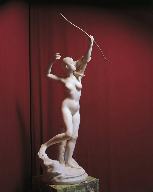 无人,竖图,室内,窗帘,雕塑,神话,艺术,雕像,大理石,历史,文化,古罗马,古代,一个,摄影,宗教,单个,手艺,传说,希腊神话,贞洁,古希腊,狄安娜,狩猎女神,美术工艺,女性美,阿耳忒弥斯,贞洁处女,阿波罗萨,月亮女神,彩图