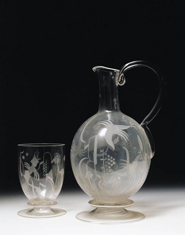 无人,竖图,透明,文字,水壶,两个,玻璃瓶,摄影,式样,美术工艺,彩图,影棚拍摄