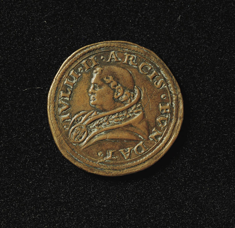 无人,横图,方图,侧面,黑色背景,标志,符号,褐色,文艺复兴,标识,一个,摄影,单个,英文字母,奖牌,手艺,教皇,工匠,性别符号,美术工艺,彩图,影棚拍摄,男性符号