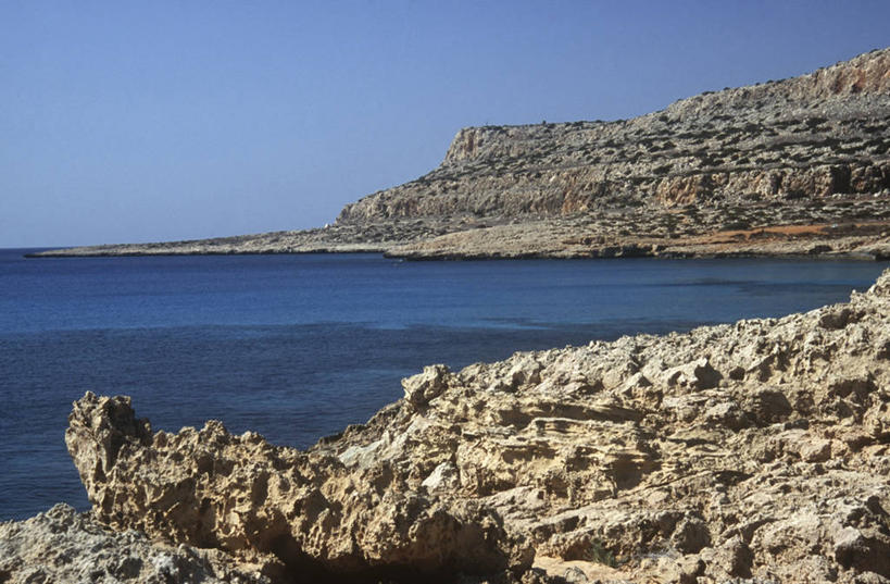 无人,横图,室外,白天,度假,海洋,塞浦路斯,海岸线,风景,摄影,宁静,岩层,万里无云,岩石,彩图