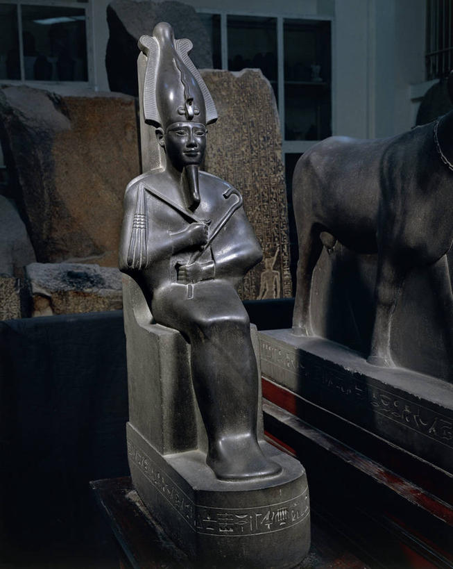 无人,坐,竖图,室内,雕塑,标志,雕像,符号,头饰,历史,标识,古代,一个,摄影,宗教,单个,王座,性别符号,古埃及文明,古代文明,灵性,彩图,传统服装,男性符号,传统文化,过去