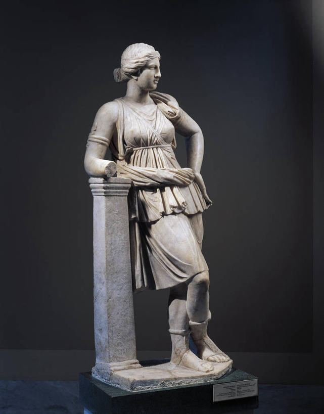 无人,站,竖图,室内,雕塑,神话,雕像,大理石,文化,古代,叉腰,靠,靠着,摄影,女神,传说,希腊神话,贞洁,古代文明,狄安娜,狩猎女神,美术工艺,女性美,阿耳忒弥斯,贞洁处女,阿波罗萨,月亮女神,彩图,过去