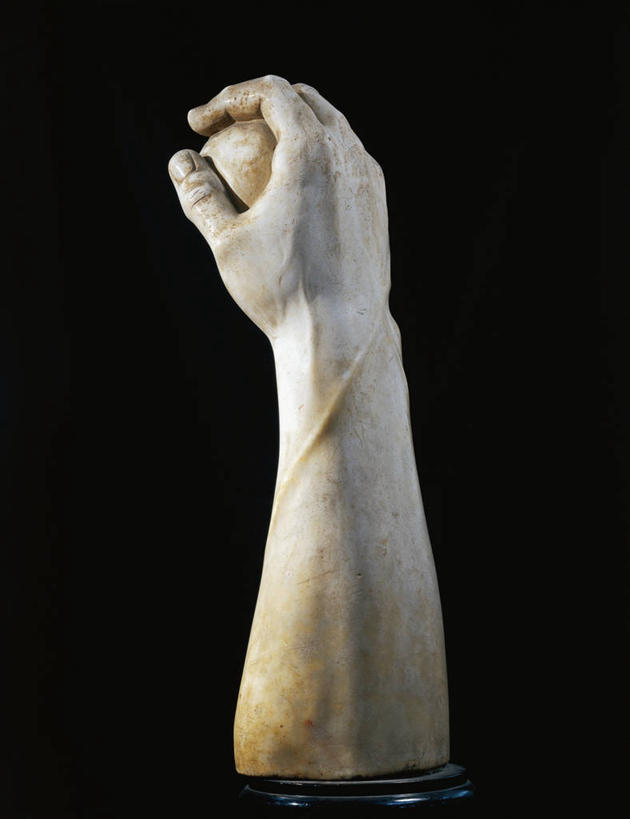 手,无人,竖图,雕塑,黑色背景,大理石,拿着,球,古代,人体,摄影,人体结构,古代文明,美术工艺,彩图,影棚拍摄,过去