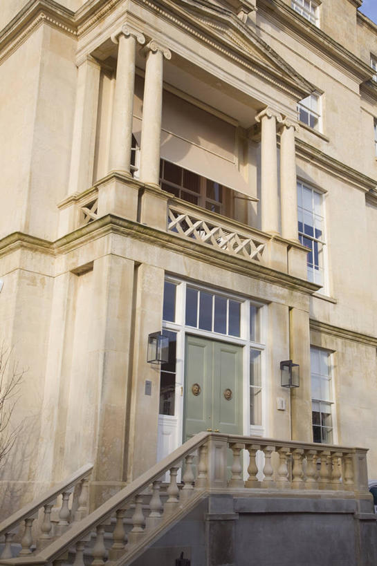 无人,竖图,室外,白天,艺术,房屋,古典,宏伟,流行,英格兰,台阶,摄影,风格,房地产,切尔滕汉姆,彩图,摄政风格