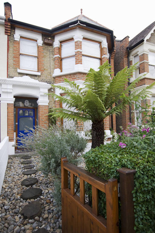 无人,竖图,室外,白天,城市,大门,庭院,正门,小路,首都,英格兰,摄影,凸窗,沙砾,彩图,花园路