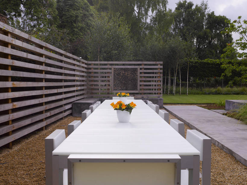 无人,横图,室外,白天,桌子,椅子,庭院,篱笆,院子,现代,英格兰,夏天,摄影,生活方式,住房,沙砾,边界,格洛斯特郡,彩图