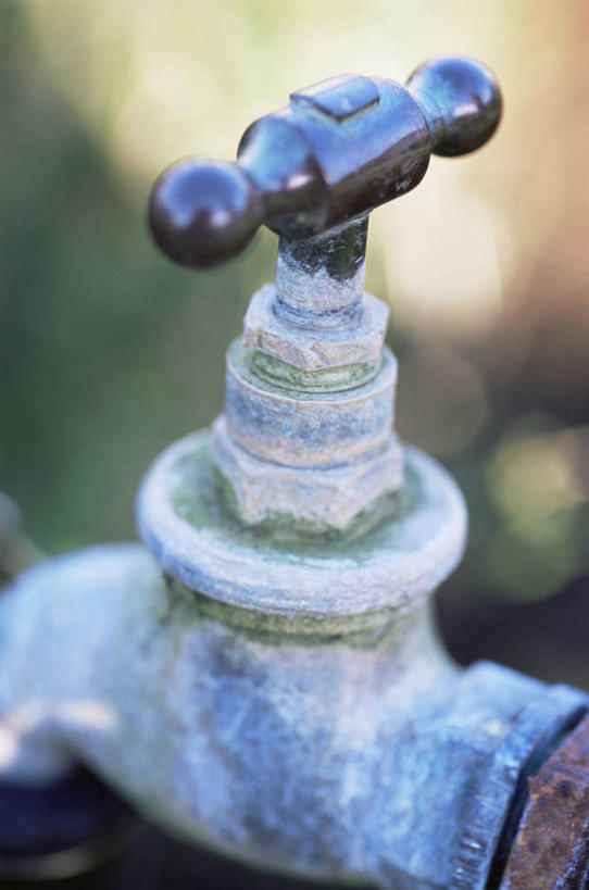 老年人,无人,竖图,室外,特写,白天,水龙头,园艺,设备,物品,把手,摄影