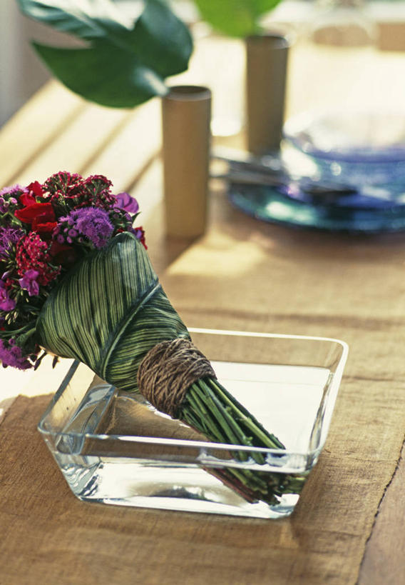 无人,竖图,室内,白天,美景,植物,礼物,景观,花,紫色,自然,插花,花束,线绳,景色,摄影,自然风光,西洋蓍草,草夹竹桃,彩图,宿根福禄考,天蓝绣球,夏福禄,锥花福禄考