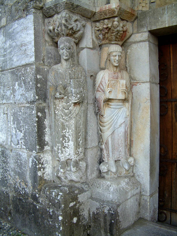 无人,教堂,竖图,室外,白天,正面,旅游,度假,名胜古迹,门,标志建筑,地标,建筑,雕塑,法国,欧洲,节日,遗迹,艺术,装饰,雕刻,雕像,墙,古迹,文化,文物,娱乐,建设,古建筑,石雕,墙壁,墙面,工艺品,门框,祈祷,享受,休闲,健康,旅游胜地,放松,许愿,宗教,信仰,纪念,祈求,美术,西欧,法兰西,主题,陈列,信念,古文明,法兰西共和国,功能,美学,法兰西第五共和国,南部.比利牛斯,南部.比利牛斯大区,上加龙,上加龙省,平安,彩图,大教堂,礼拜堂,瓦尔卡布雷尔,圣戈当区