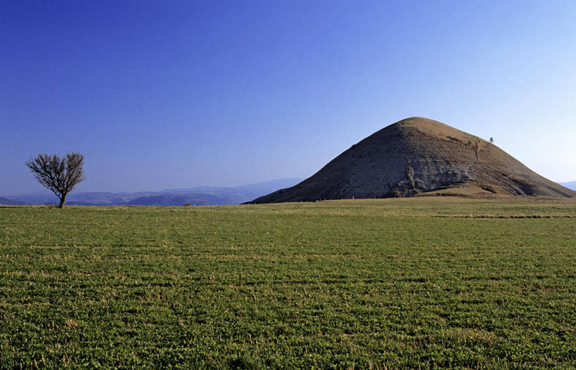 无人,公园,横图,室外,白天,正面,旅游,度假,草地,草坪,美景,山,山脉,植物,法国,欧洲,阴影,光线,影子,景观,山峰,山峦,娱乐,草,树,树木,蓝色,绿色,蓝天,天空,阳光,自然,群山,天,享受,休闲,景色,放松,生长,晴朗,成长,国家公园,西欧,法兰西,自然风光,万里无云,法兰西共和国,法兰西第五共和国,加尔省,朗格多克.鲁西永,朗格多克.鲁西永大区,塞文山脉,塞文山国家公园,晴空,晴空万里,彩图