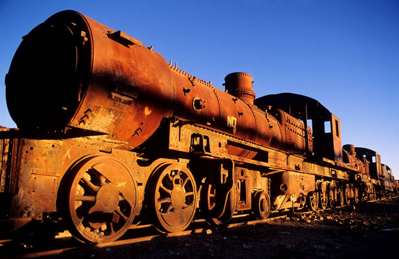 无人,横图,室外,白天,正面,路,铁路,火车,玻利维亚,一辆,阴影,破旧,陈旧,生锈,光线,影子,轨道,交通,铁轨,车,蓝色,蓝天,天空,阳光,交通工具,天,南美,运输,晴朗,腐蚀,侵蚀,南美洲,拉丁美洲,残破,载具,美洲,万里无云,亚美利加洲,南亚美利加洲,玻利维亚多民族国,腐化,锈迹斑斑,波托西,波托西省,晴空,晴空万里,彩图,乌尤尼