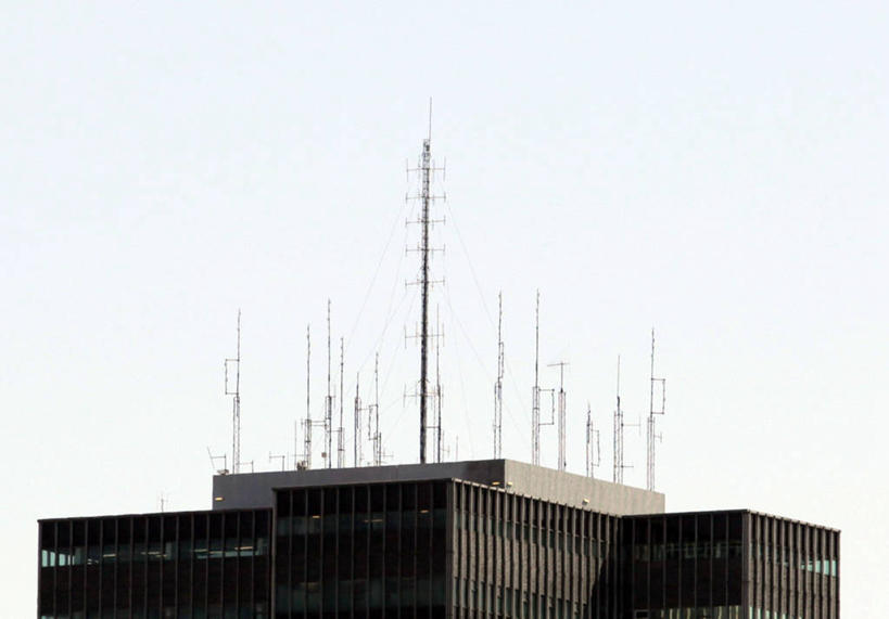 无人,横图,室外,白天,白色背景,商务,建筑,英国,许多,屋顶,首都,很多,顶部,办公大楼,摄影,部分,企业,公司,万里无云,彩图