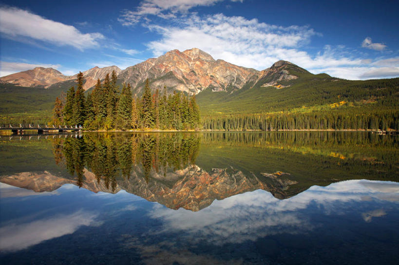 无人,公园,横图,室外,白天,加拿大,反射,地形,水面,树,风景,安静,摄影,宁静,北美,北美洲,国家公园,早晨,美洲,阿尔伯塔省,阿尔伯塔,北亚美利加洲,亚美利加洲,艾伯塔,艾伯塔省,贾斯珀国家公园,金字塔湖,亚伯达,彩图,阿省,艾省,亚伯达省,亚省