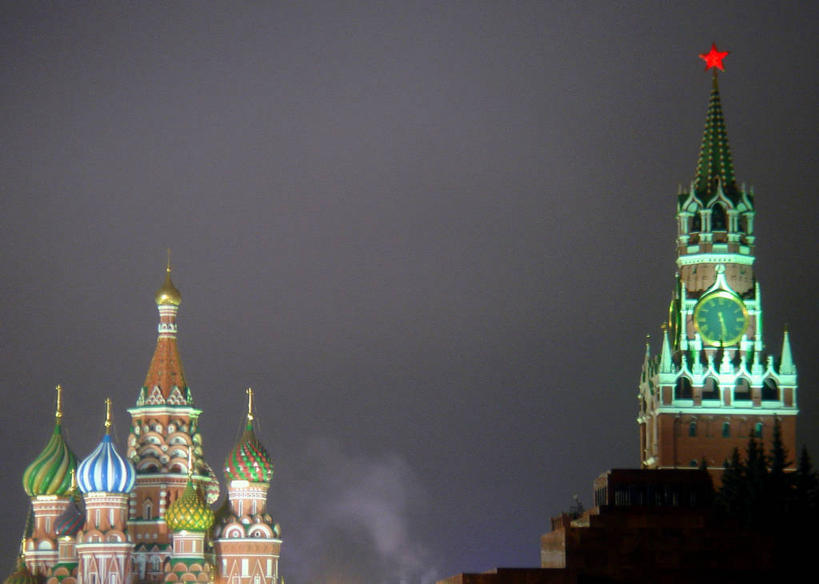 无人,横图,俯视,室外,夜晚,留白,城市,建筑,欧洲,俄罗斯,亚洲,塔,尖顶,首都,钟塔,穹顶,摄影,照亮,圆顶建筑,红场,莫斯科,克里姆林宫,俄联邦,俄罗斯联邦,莫斯科州,五海之港,圣巴索大教堂,东正教,波克罗夫斯基教堂,圣巴索教堂,圣巴西利亚大教堂,莫斯科红场,圣巴西尔大教堂,钟,彩图,高角度拍摄,大教堂,俄罗斯文化,柏拉仁诺教堂