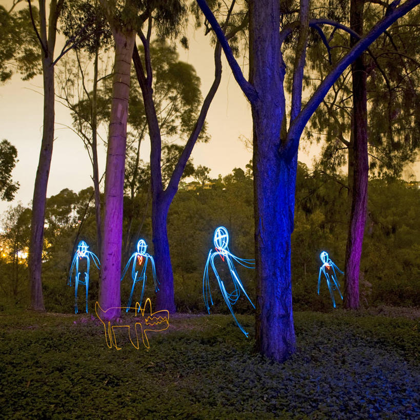 无人,方图,室外,夜生活,狗,美国,发光,树干,黄昏,摄影,幽默,照亮,隐藏,加利福尼亚,圣地牙哥市,想法,彩图,鬼,林区