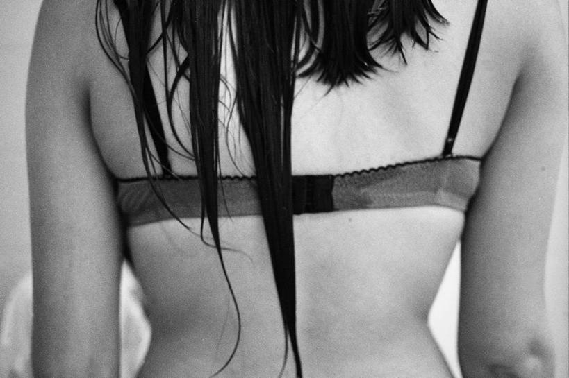 成年人,头发,一个人,横图,黑白,特写,巴塞罗那,仅一个女性,背面,胸罩,摄影,潮湿,毛发,湿润,影棚拍摄
