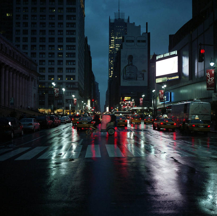 无人,花园,横图,室外,夜晚,雨,道路,建筑,路,公路,汽车,纽约,美国,湿,反射,红绿灯,交通,布告栏,摄影,照亮,北美,北美洲,美洲,市区,纽约州,帝国之州,帝国州,北亚美利加洲,亚美利加洲,麦迪逊广场,麦迪逊广场花园,斑马线,马路,彩图,美利坚合众国