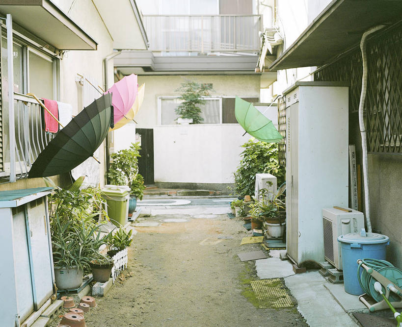 无人,横图,室外,白天,窗户,日本,吊挂,悬挂,伞,庭院,挂,摄影,大阪府,烘干,彩图,界港