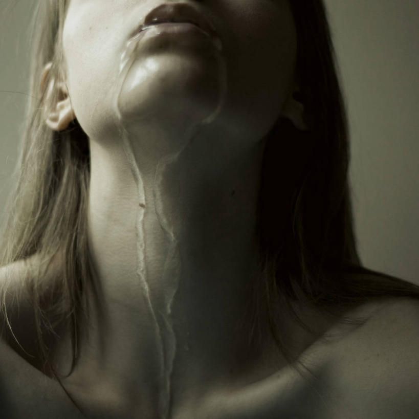 儿童,少年,脖子,一个人,方图,特写,纯洁,水,仅一个男性,仅一个年轻女性,仅一个女性,仅一个人,裸露,仅一个年轻男性,小孩,可爱,童年,童趣,人体,摄影,青春期,裸,问题,童真,烂漫,无邪,天真,男人,男性,年轻男性,年轻女性,女人,女性,孩子,仰头,彩图,影棚拍摄