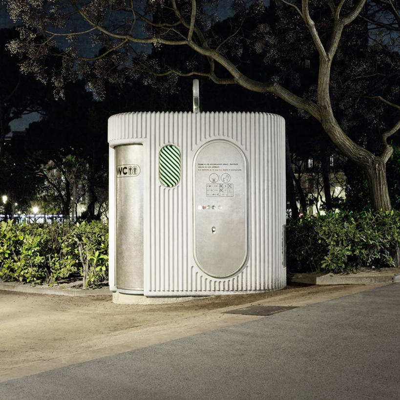 无人,公园,方图,室外,夜晚,街道,西班牙,巴塞罗那,关闭,树,摄影,卫生,封闭,公共厕所,彩图