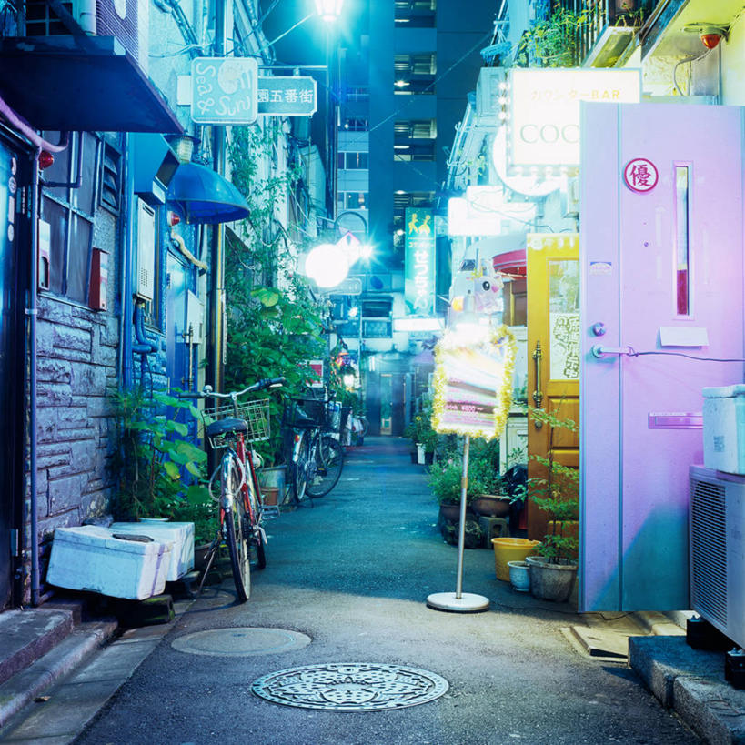 无人,方图,室外,夜晚,门,建筑,自行车,东京,日本,日本文化,首都,摄影,照亮,新宿区,彩图,巷