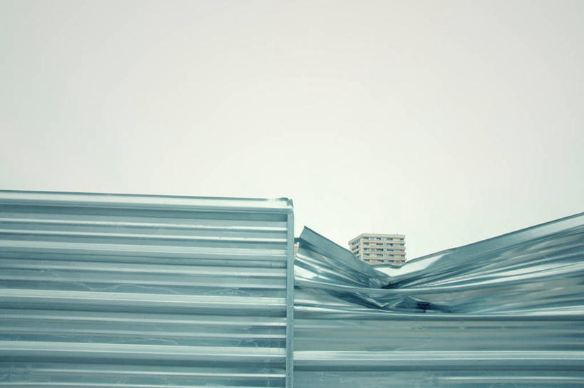 无人,横图,室外,白天,留白,建筑,西班牙,公寓,塔,数码合成,现代,夸张,摄影,简单,碎屑,设计,彩图