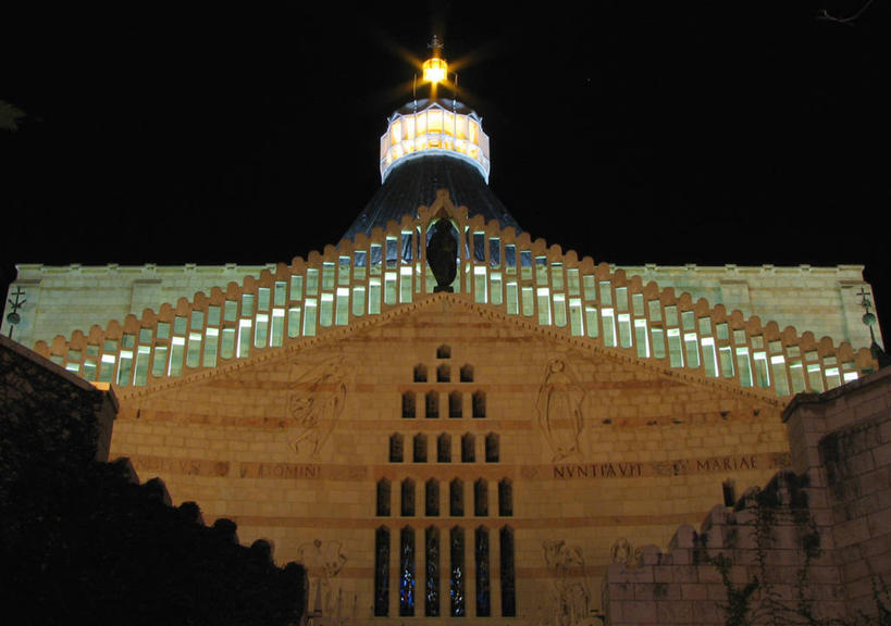 无人,教堂,横图,室外,夜晚,仰视,建筑,以色列,地标建筑,摄影,照亮,基督教,拿撒勒,彩图,低角度拍摄