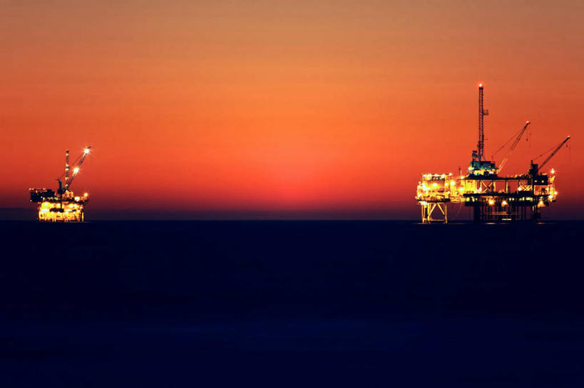 无人,横图,室外,留白,机器,海洋,日落,美国,水平线,设备,黄昏,机械,橙色,摄影,能源,照亮,石油工业,加利福尼亚,钻井,钻塔,彩图