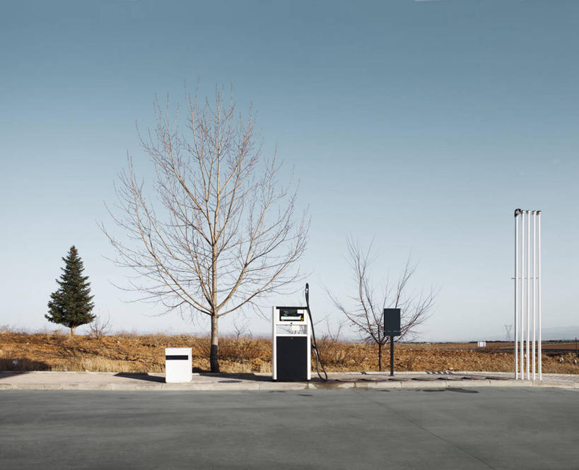 无人,横图,室外,白天,路,西班牙,格拉纳达,树,摄影,加油站,能源,危机,加油机,万里无云,彩图