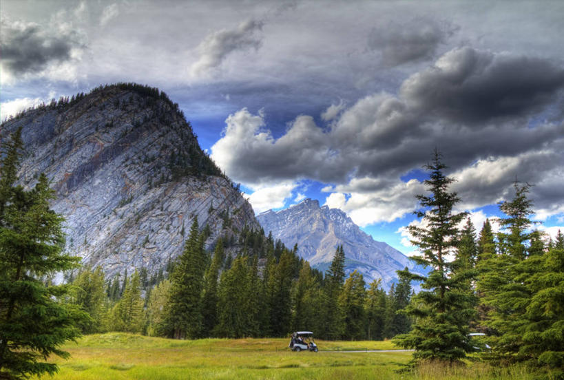 无人,横图,室外,白天,下午茶,山,加拿大,推车,云,树,自然,运输,摄影,宁静,停止,暂停,停滞,班夫国家公园,亚伯达,班夫,彩图