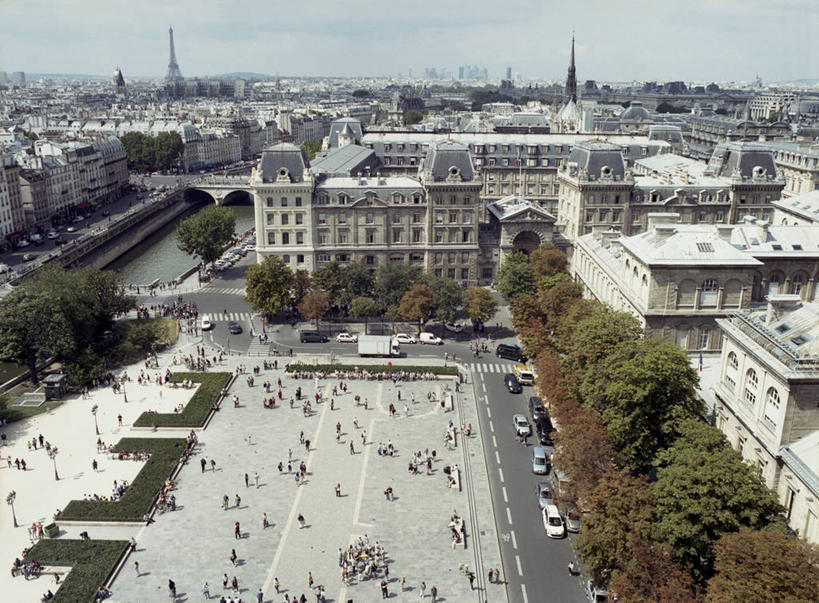 横图,俯视,航拍,室外,白天,城市,建筑,法国,巴黎,巴黎圣母院,首都,树,天空,地标建筑,摄影,鸟瞰,塞纳河,法国文化,彩图,高角度拍摄