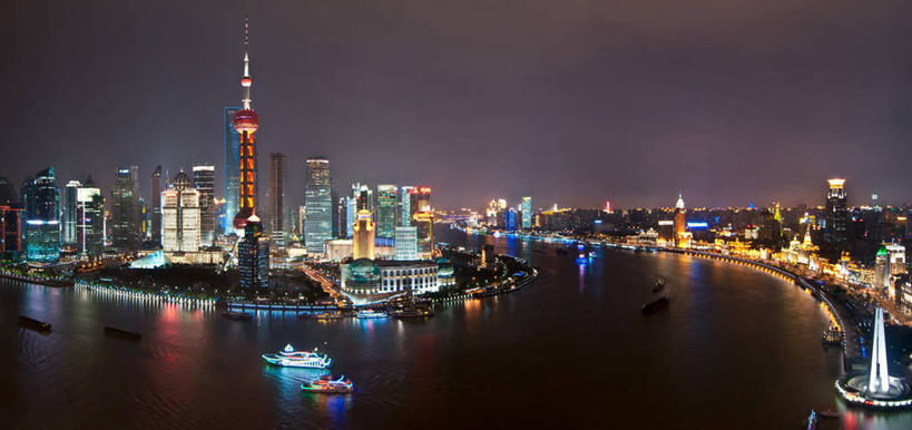 无人,横图,全景,俯视,室外,夜晚,水,天际线,建筑,摩天大楼,船,上海,反射,塔,浦东,天空,外滩,运输,摄影,照亮,发展,彩图,高角度拍摄,旅行,东方明珠塔