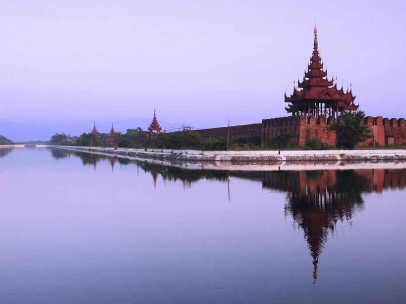 无人,宫殿,横图,室外,白天,建筑,缅甸,亚洲,对称,反射,围墙,摄影,东南亚,宁静,护城河,万里无云,缅甸联邦,曼德勒,省会,曼德勒省,彩图,传统文化