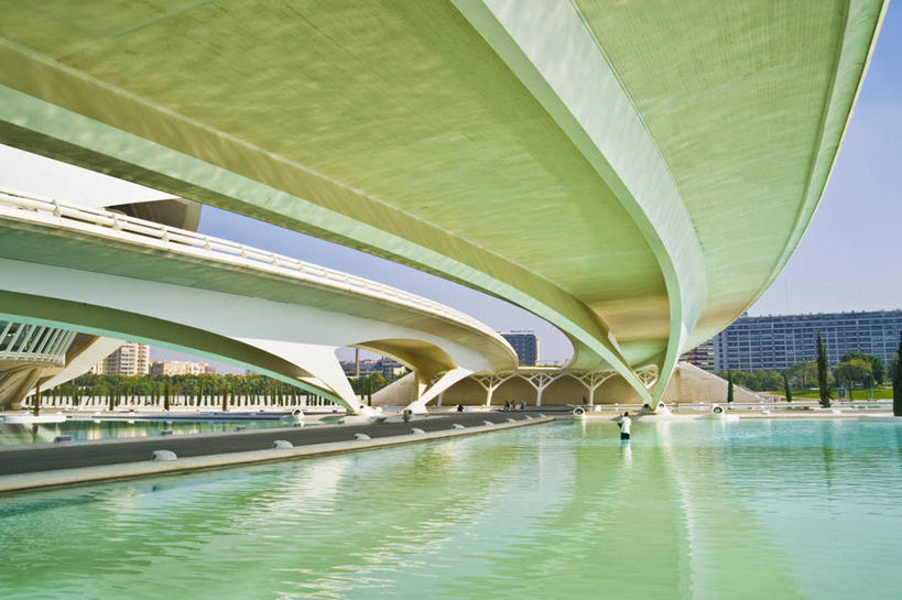 横图,室外,白天,城市,建筑,西班牙,反射,桥,联系,摄影,明亮,巴伦西亚省,死水,彩图