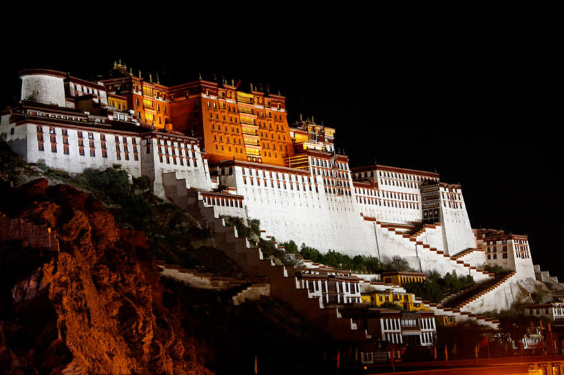 无人,宫殿,横图,室外,夜晚,山,建筑,布达拉宫,中国,首都,历史,拉萨,地标建筑,摄影,佛教,照亮,中国文化,修道院,西藏自治区,彩图
