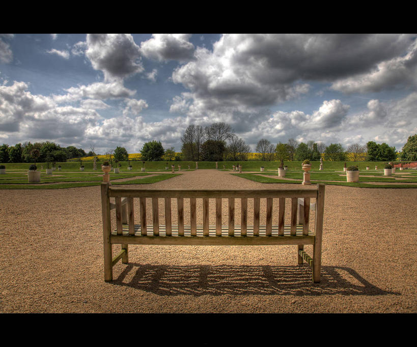 无人,横图,室外,白天,椅子,英国,阴影,木制,长椅,云,小路,草,天空,自然,摄影,园林,宁静,彩图,花园路