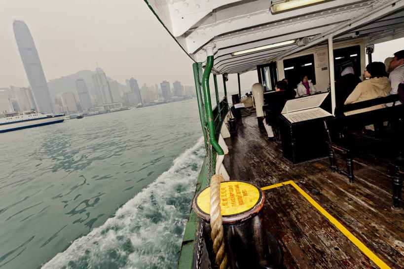 横图,室外,白天,海洋,城市,建筑,摩天大楼,香港,反射,波浪,运输,摄影,彩图,旅行,天星小轮,横越