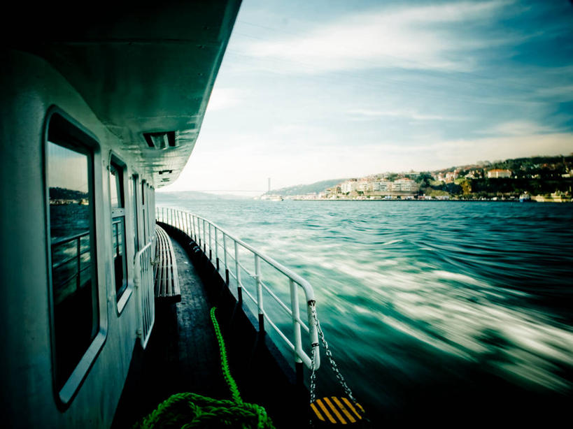 无人,栏杆,横图,室外,白天,运动模糊,窗户,船,欧洲,云,运输,摄影,迅速,伊斯坦布尔,海峡,彩图
