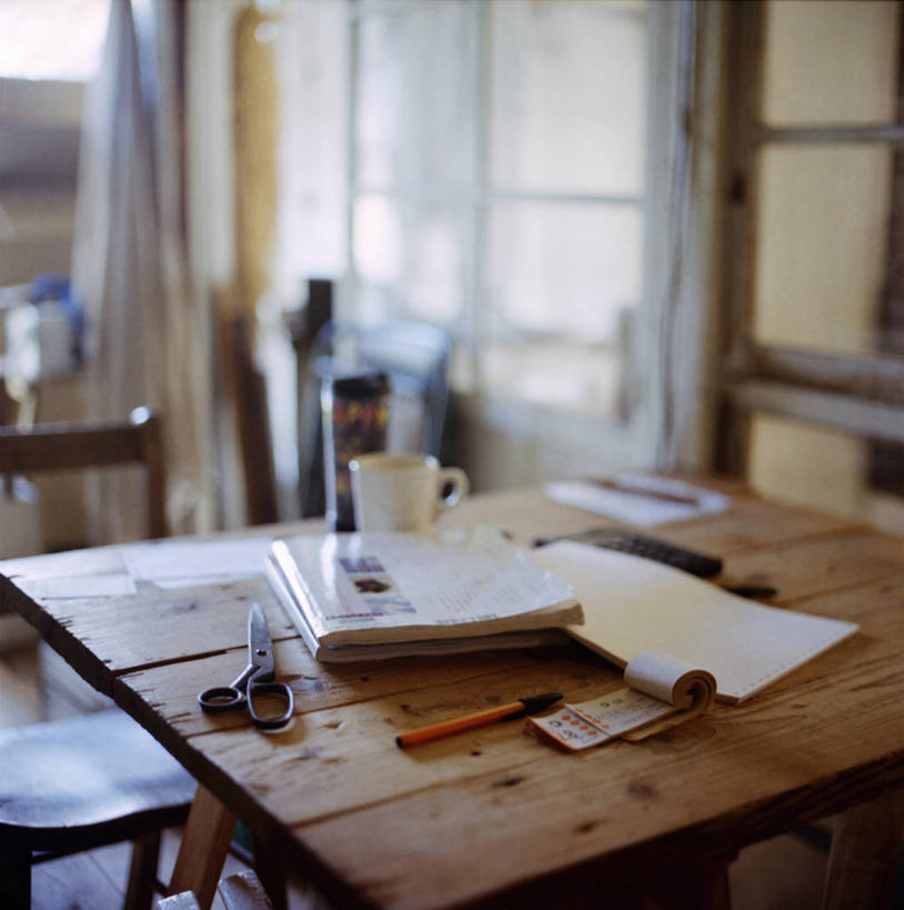 无人,竖图,室内,白天,通讯,桌子,椅子,日本,剪刀,神奈川县,饮食,水笔,通信,摄影,镰仓,茶杯,书,彩图