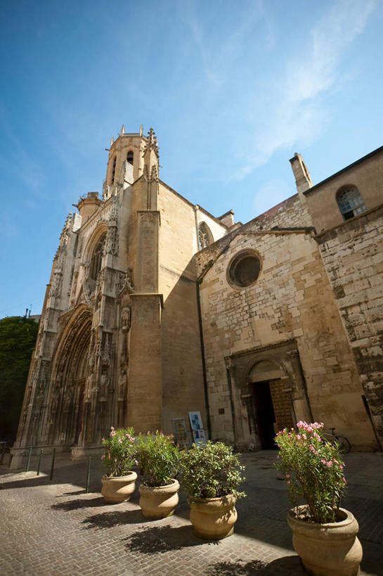 无人,竖图,室外,白天,建筑,日光,法国,大门,云,历史,天空,摄影,宗教,基督教,普罗旺斯,宗教建筑,法国文化,哥特式风格,彩图,大教堂,埃克斯