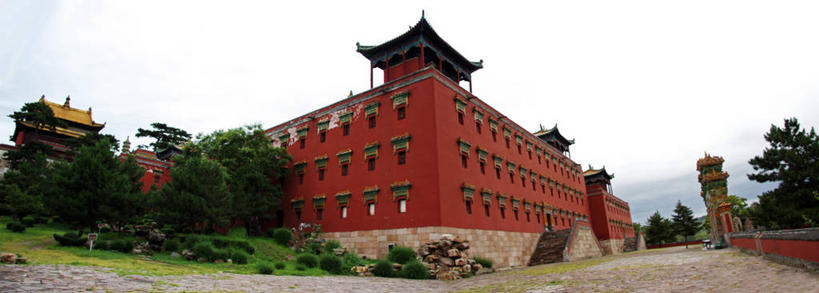 无人,寺庙,横图,全景,室外,白天,建筑,树,摄影,宗教,宁静,宗教建筑,中国文化,万里无云,河北省,承德,彩图