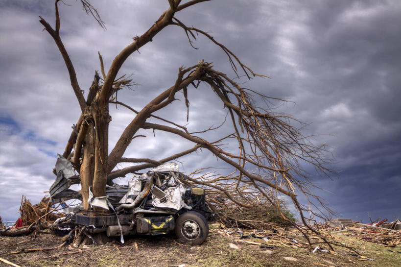 无人,横图,室外,白天,美国,云,枝,破坏,破损,树,天空,摄影,损坏,碰撞,不幸,下降,毁灭,碎屑,密苏里,彩图