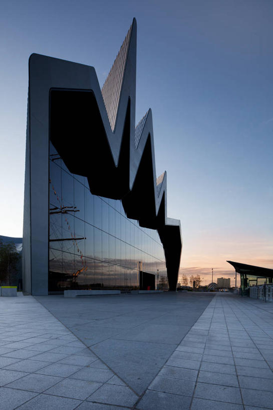 无人,博物馆,竖图,室外,建筑,英国,现代,苏格兰,黄昏,摄影,砖地,万里无云,式样,格拉斯哥,设计,彩图